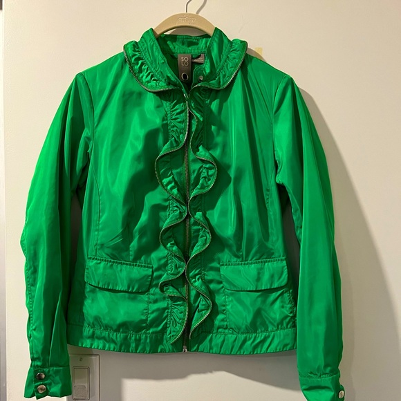 SoLo Moda Green Ruffle Nylon Casual Jacket/Blazer Sz. 4/S *EUC* MSRP: $299+tax - Picture 1 of 9